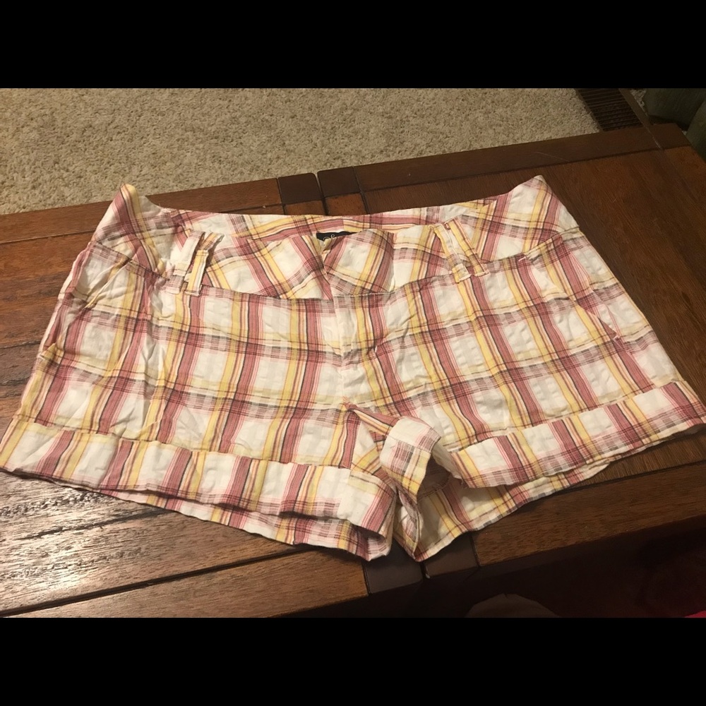 White, red/pink, yellow plaid seersucker shorts